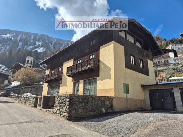 Casa Indipendente vendita Peio (Trento) Via Cesare Battisti, € 290.000 (Tratt.), 500 mq, Primo piano